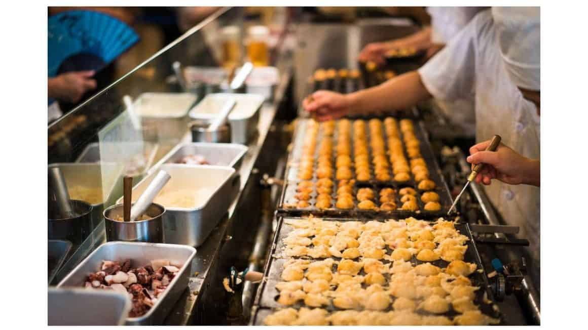 cooking rows of dim sum